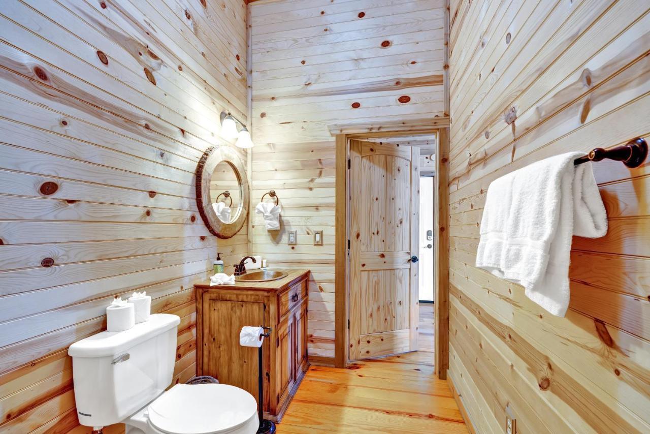 Rocky Ridge Cedar Cabin With Hot Tub & Amazing Views Crabapple Eksteriør billede