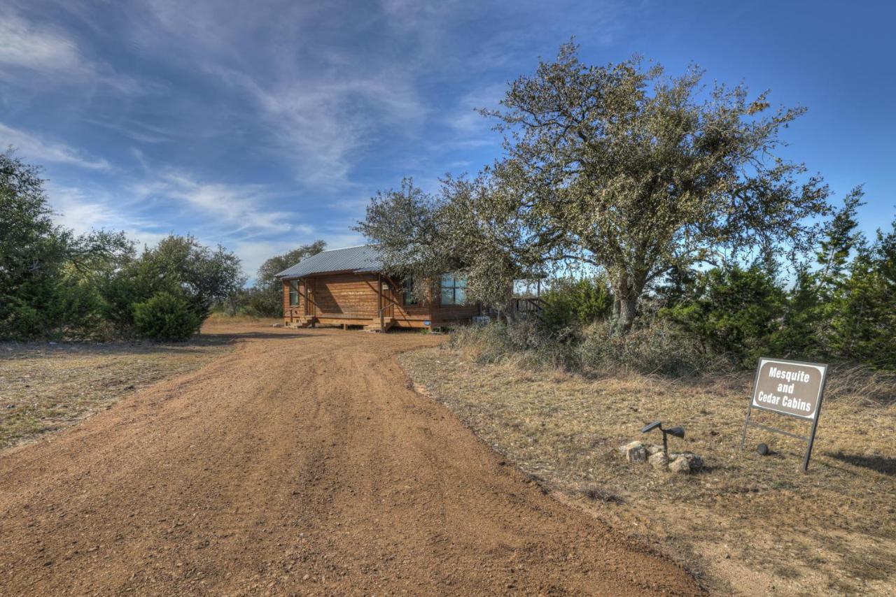 Rocky Ridge Cedar Cabin With Hot Tub & Amazing Views Crabapple Eksteriør billede
